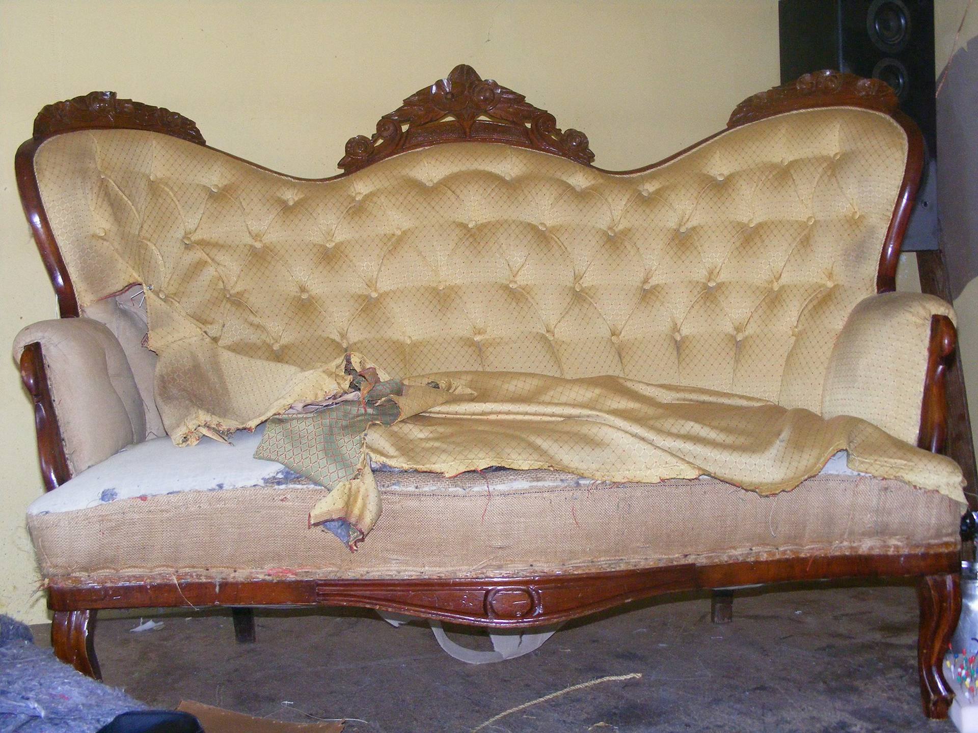 #3 Sofa - przed renowacją